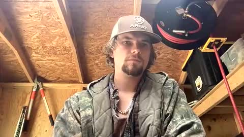treeman817 online show from 05/03/26, 02:01