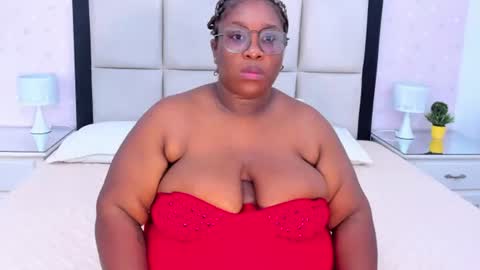 Treisy Vixen big ass online show from 06/25/26, 05:12
