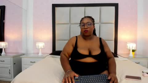 Treisy Vixen big ass online show from 07/08/26, 02:49