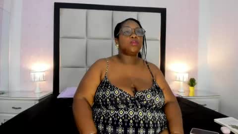 Treisy Vixen big ass online show from 07/24/26, 02:53