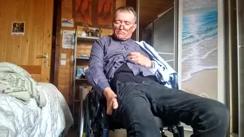 trekkertje12345 online show from 04/21/26, 10:21