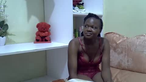 Snapshot of trendybooty chatting on 10/29/25, 06:42 tendybooty online show from 10/29/25, 06:42