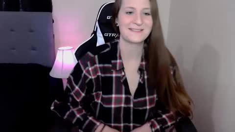 tressabelle online show from 11/25/25, 02:39