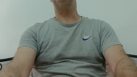 Snapshot of trevido4u chatting on 06/10/26, 06:07 trevido4u online show from 06/10/26, 06:07