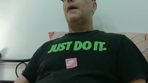 Snapshot of trevido4u chatting on 06/30/26, 12:44 trevido4u online show from 06/30/26, 12:44