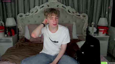 TrevorBenson online show from 10/05/25, 09:07