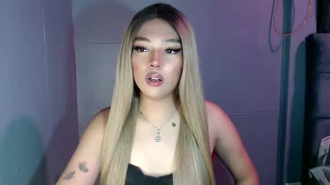 Snapshot of trexie_fucks15 chatting on 09/29/25, 11:04 trexie_fucks15 online show from 09/29/25, 11:04