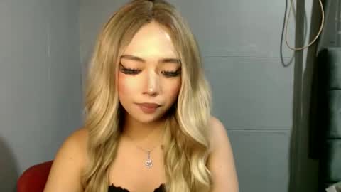 trexie_fucks15 online show from 10/03/25, 11:24