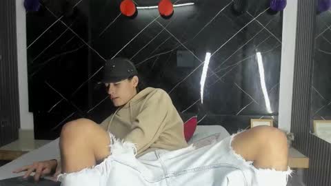 Trey online show from 01/13/26, 04:07