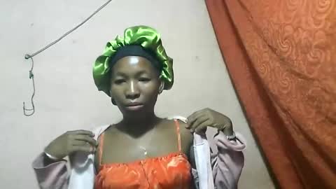 tricia9794 online show from 03/19/26, 05:33