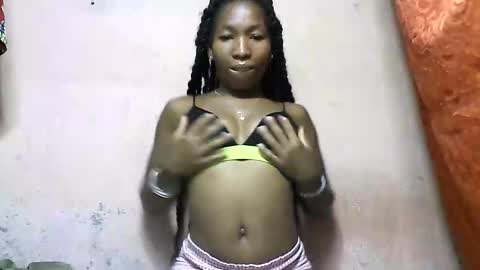 tricia9794 online show from 04/01/26, 03:42