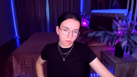 TriciaDaisy online show from 05/23/26, 06:07