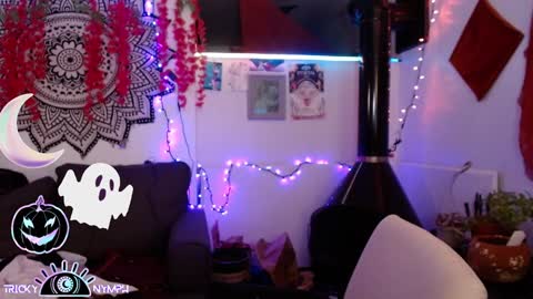 Cassie online show from 10/16/25, 03:51