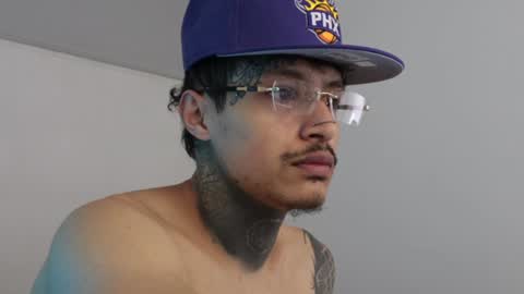 - trieone online show from 12/02/24, 01:46