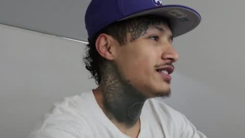 - trieone online show from 01/28/25, 07:42