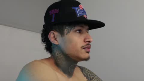 - trieone online show from 02/04/25, 06:04