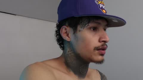 - trieone online show from 02/27/25, 04:20