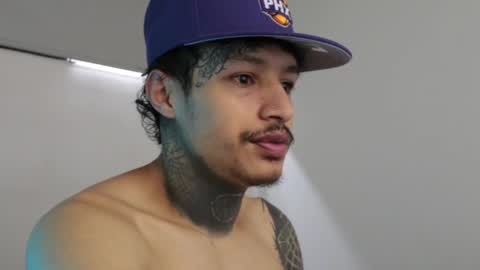 - trieone online show from 02/28/25, 05:37