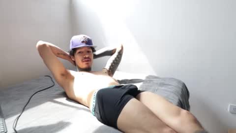 - trieone online show from 03/03/26, 02:56