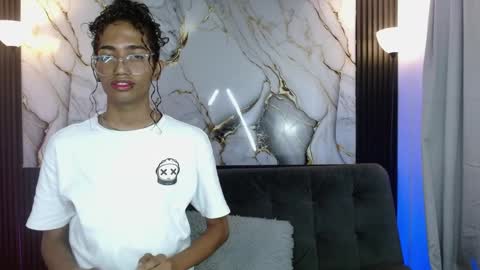 Johan online show from 04/11/26, 01:54