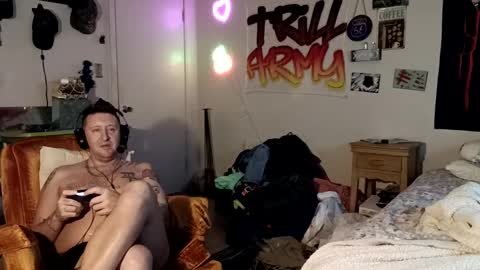 trillnonymau5 online show from 12/17/24, 02:23