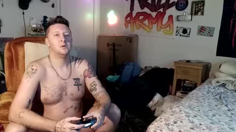 trillnonymau5 online show from 12/17/24, 10:11