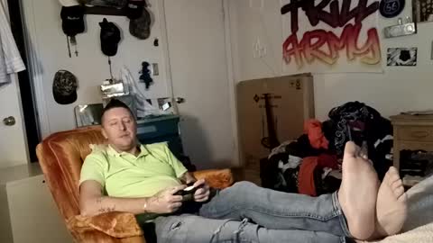 trillnonymau5 online show from 12/18/24, 10:13