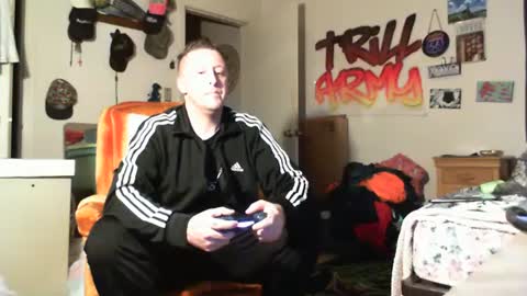 trillnonymau5 online show from 01/06/25, 11:42