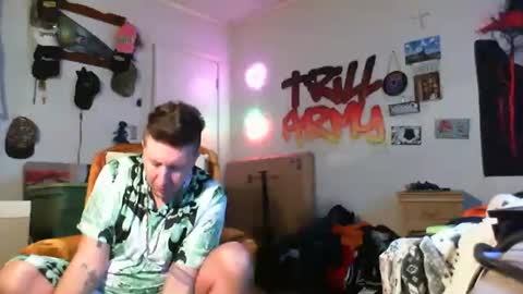 trillnonymau5 online show from 01/10/25, 09:42