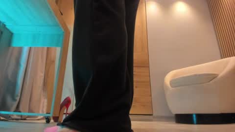 Triny online show from 07/19/26, 06:11