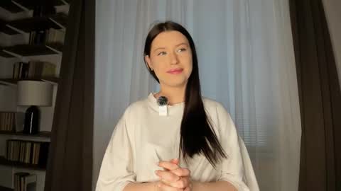 Stella online show from 01/14/26, 09:04