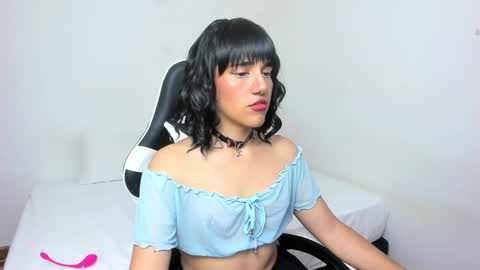 Triny online show from 01/17/25, 11:49