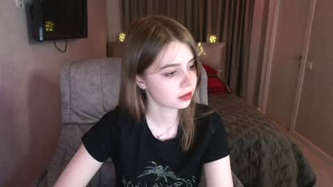 Snapshot of tripleprinces chatting on 01/03/25, 07:29 tripleprinces online show from 01/03/25, 07:29