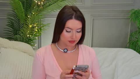 trisha_winslet online show from 01/07/26, 11:01