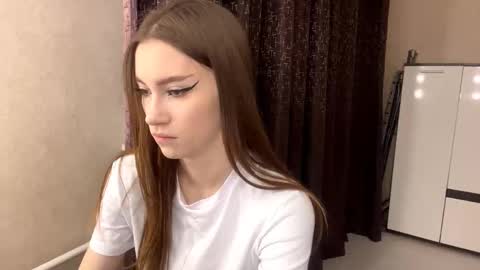 Snapshot of trishaawbrey chatting on 11/09/25, 05:44 Ur Trisha online show from 11/09/25, 05:44