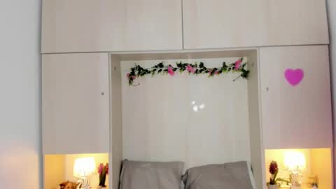 Snapshot of trishamoon chatting on 03/08/25, 04:12 TRISHA online show from 03/08/25, 04:12