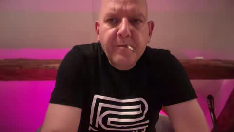 Triton online show from 11/11/25, 06:35