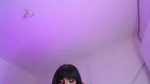 Snapshot of trix_ebony chatting on 05/17/26, 01:58 trix_ebony online show from 05/17/26, 01:58