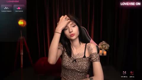 Snapshot of trix_void chatting on 10/27/25, 09:46 trix_void online show from 10/27/25, 09:46