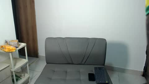 trixiandsuki online show from 11/28/25, 02:25