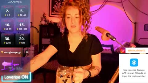 Trixie Divine online show from 03/05/26, 01:12