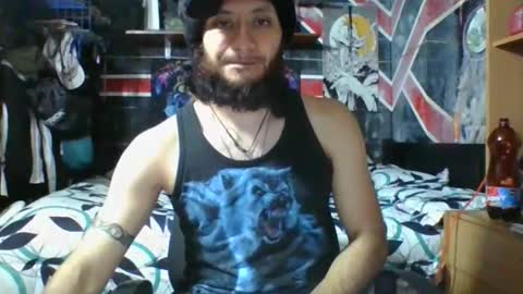 Snapshot of trizquelmen chatting on 12/18/25, 02:28 Andrew online show from 12/18/25, 02:28