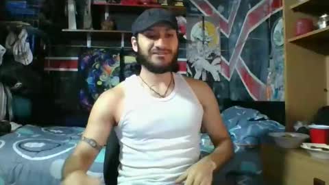 Snapshot of trizquelmen chatting on 01/15/26, 01:05 Andrew online show from 01/15/26, 01:05