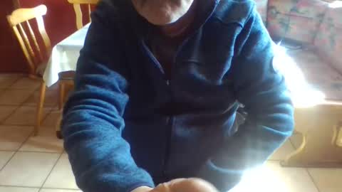 trobelle online show from 04/19/26, 10:25