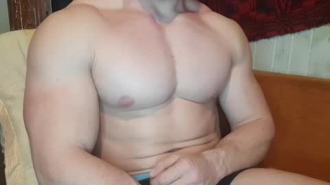 Troncq online show from 02/11/25, 03:18