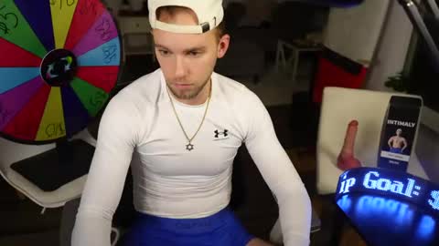 Troy Green online show from 02/01/25, 04:03