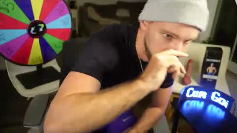 Troy Green online show from 02/10/25, 03:35