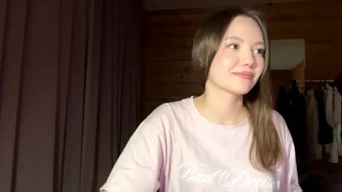 Snapshot of troybradshaw chatting on 03/24/26, 12:43 Len online show from 03/24/26, 12:43