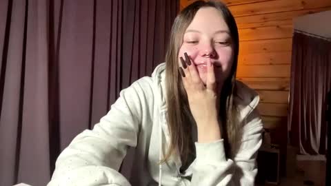 Snapshot of troybradshaw chatting on 04/01/26, 11:33 Len online show from 04/01/26, 11:33