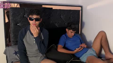 Snapshot of troye_lex chatting on 09/16/25, 11:28 troye_lex online show from 09/16/25, 11:28